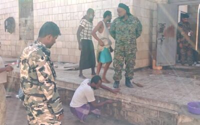 مدير السجن المركزي بأبين يطلق حملة نظافة شاملة ويتفقد تغذية النزلاء