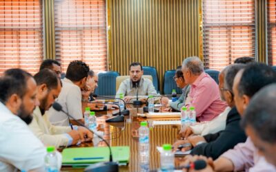 المحافظ شيخ يترأس الاجتماع الدوري لمديري عموم المديريات لمناقشة الأوضاع الخدمية والإنسانية في العاصمة عدن